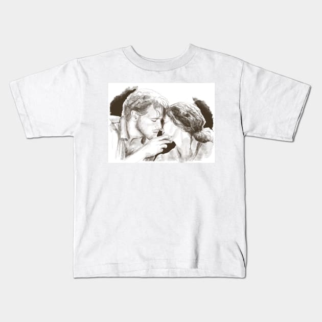 Jamie and Claire the Kiss Outlander Kids T-Shirt by MamaODea